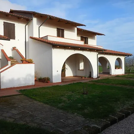 Azienda Il Tizzano Apartment Albinia
