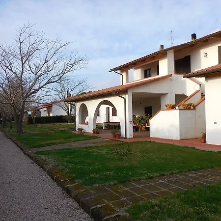 Apartment Azienda Il Tizzano Albinia